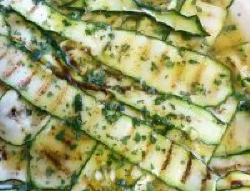 GEGRILDE COURGETTE MET MUNTDRESSING